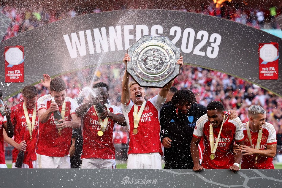 他的缺席意 他的缺席意