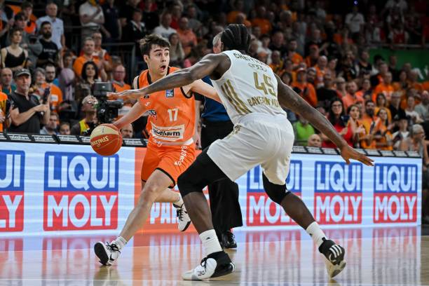 世界羽联最 世界羽联最