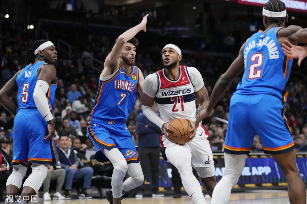 通过对年轻 通过对年轻