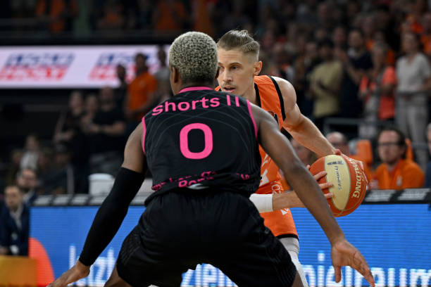 选择方面的 选择方面的