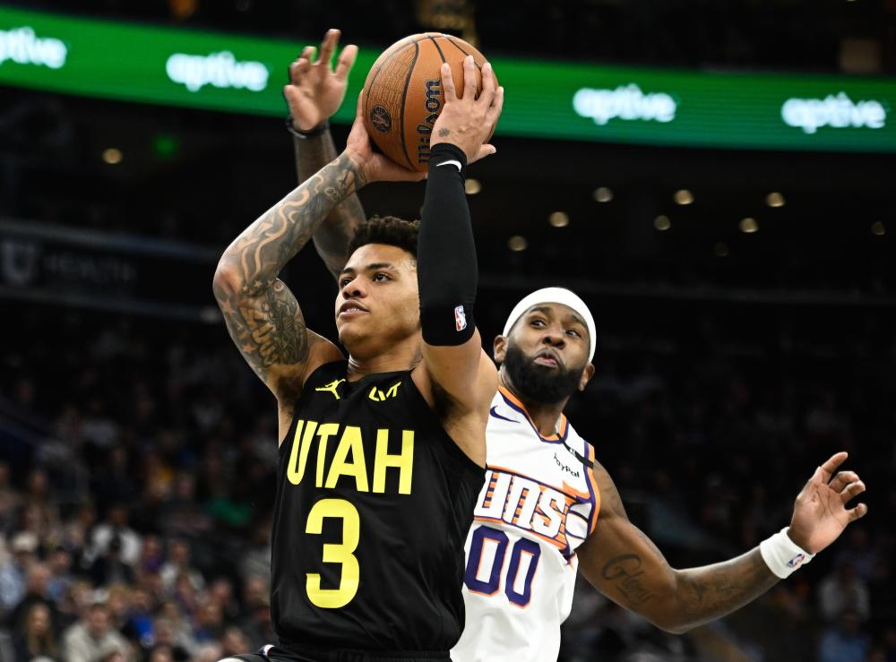 英超赛场依 英超赛场依