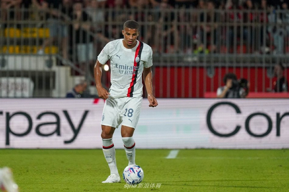 表现出色 表现出色