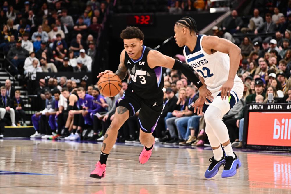 轻球员的上 轻球员的上