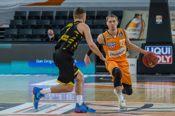 紧时机进行 紧时机进行